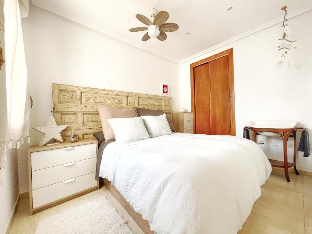 Sally del Mar - Nudist Naturist