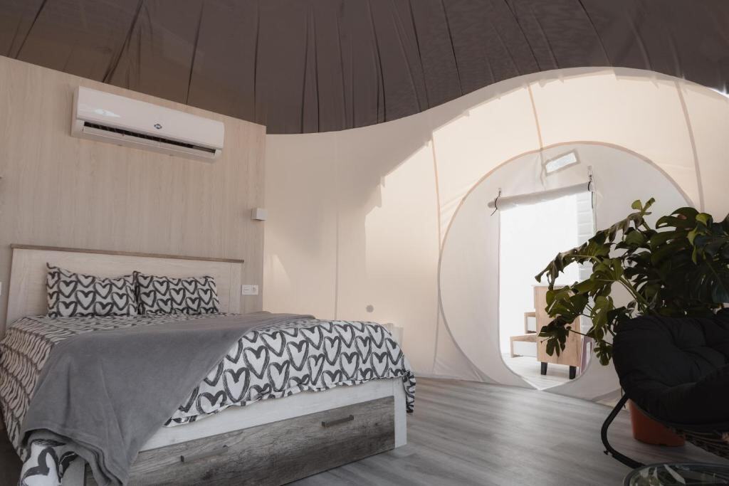 Fuente del Lobo Glamping & Bungalows