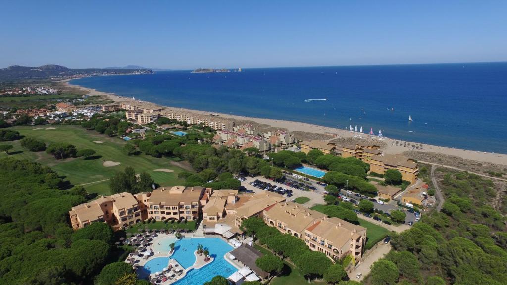 La Costa Hotel Golf & Beach Resort