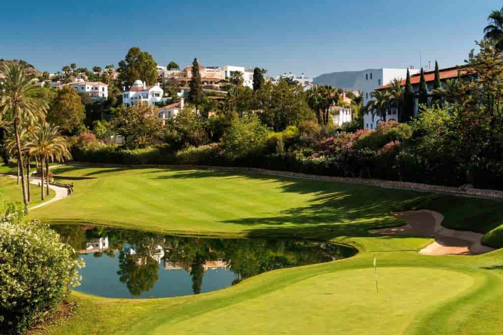 Hotel and golf: an unbeatable combination.